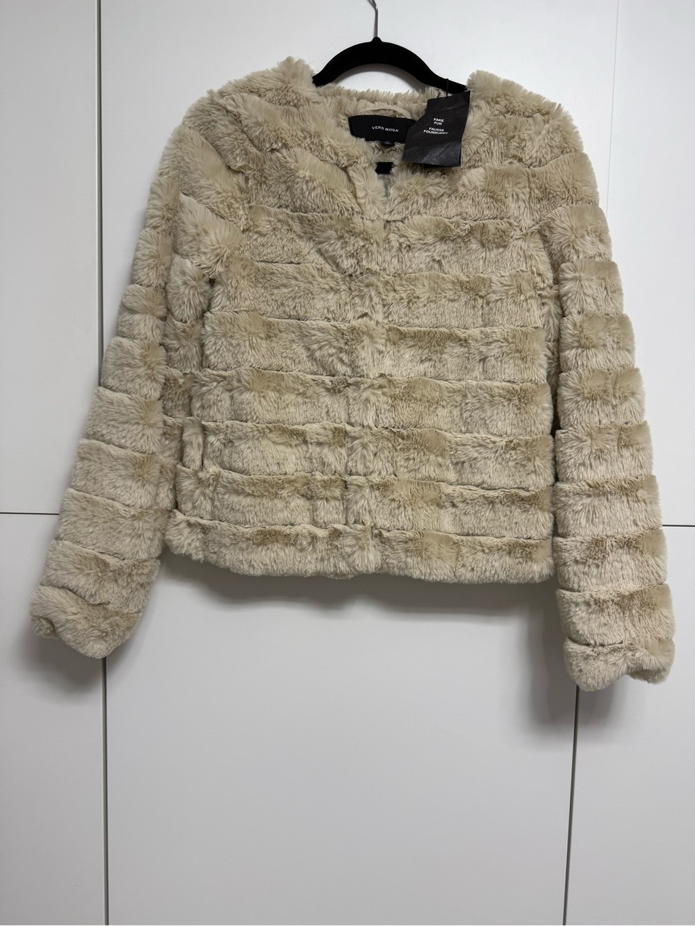 Vero Mida size Xs Cream Faux Fur Teddy Jacket